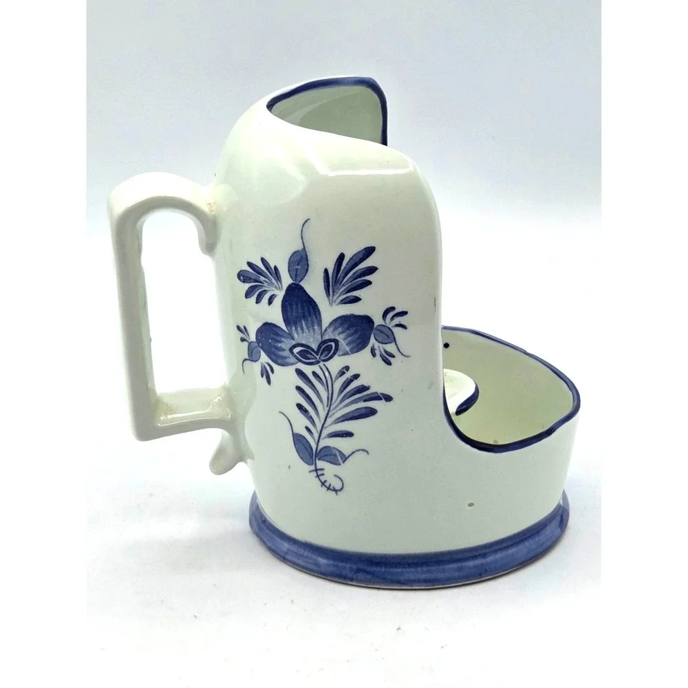 Wall  Candle‎ Holder Blue and White Porcelain  or Table Top With Handle  Vintage